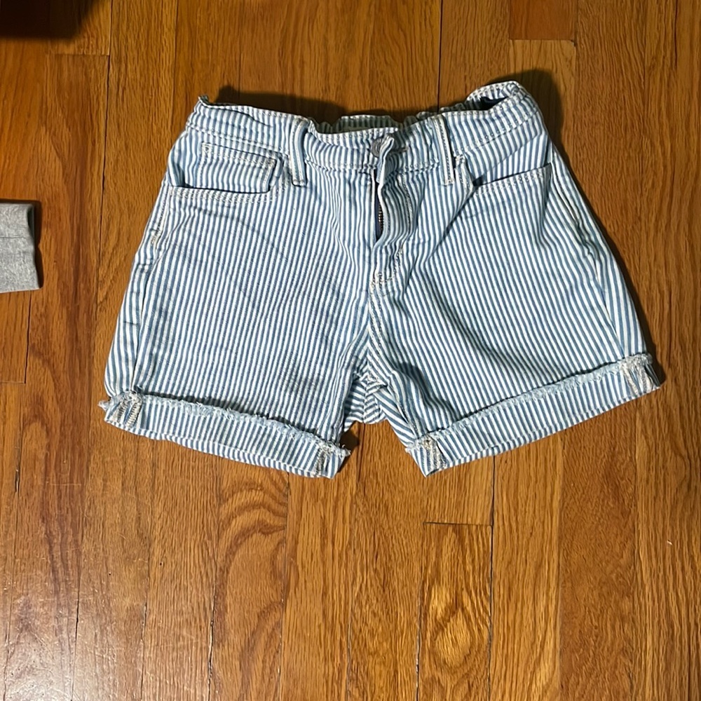 striped Old Navy shorts
